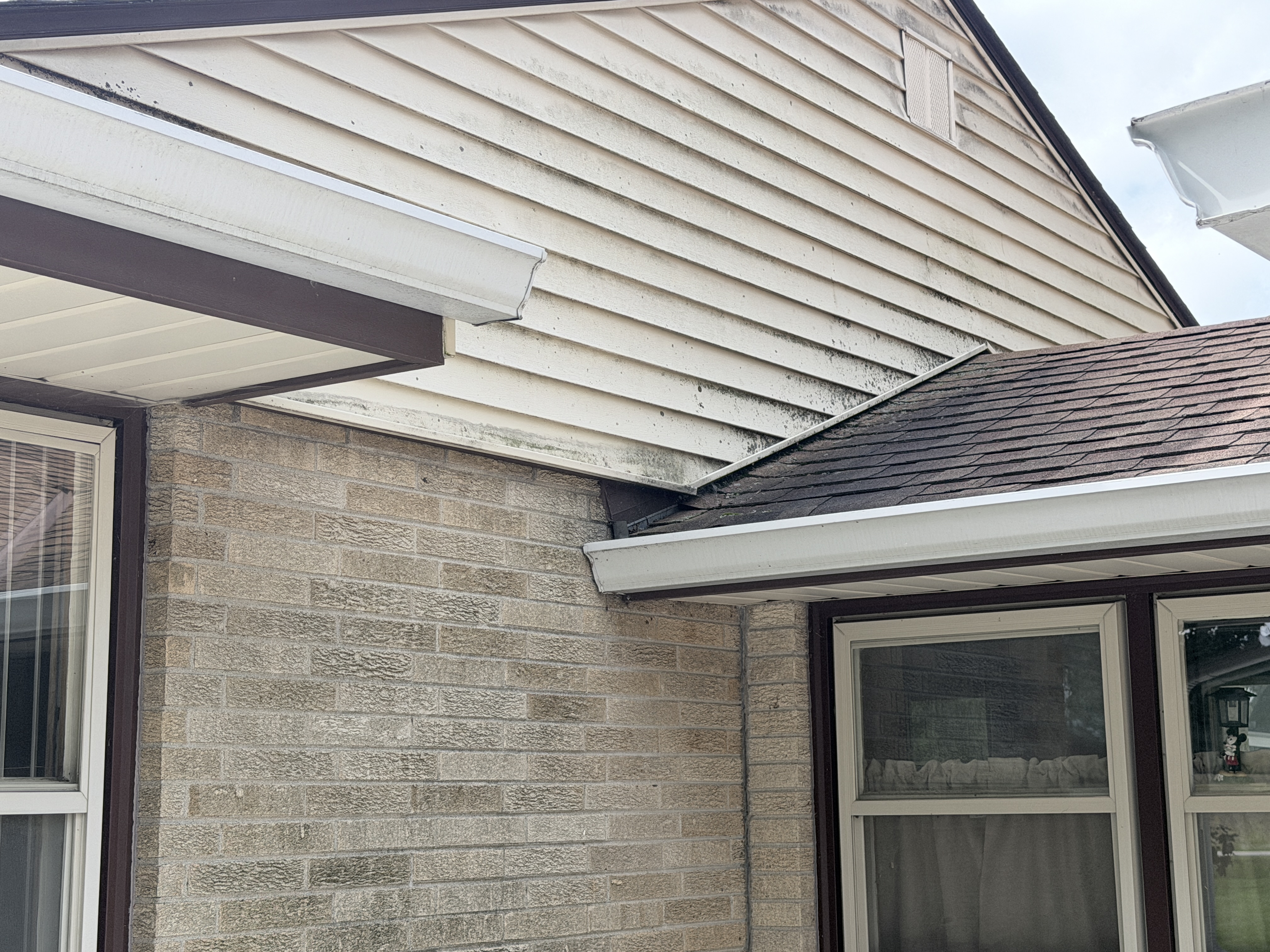 Before House Washing project in Kenosha, WI