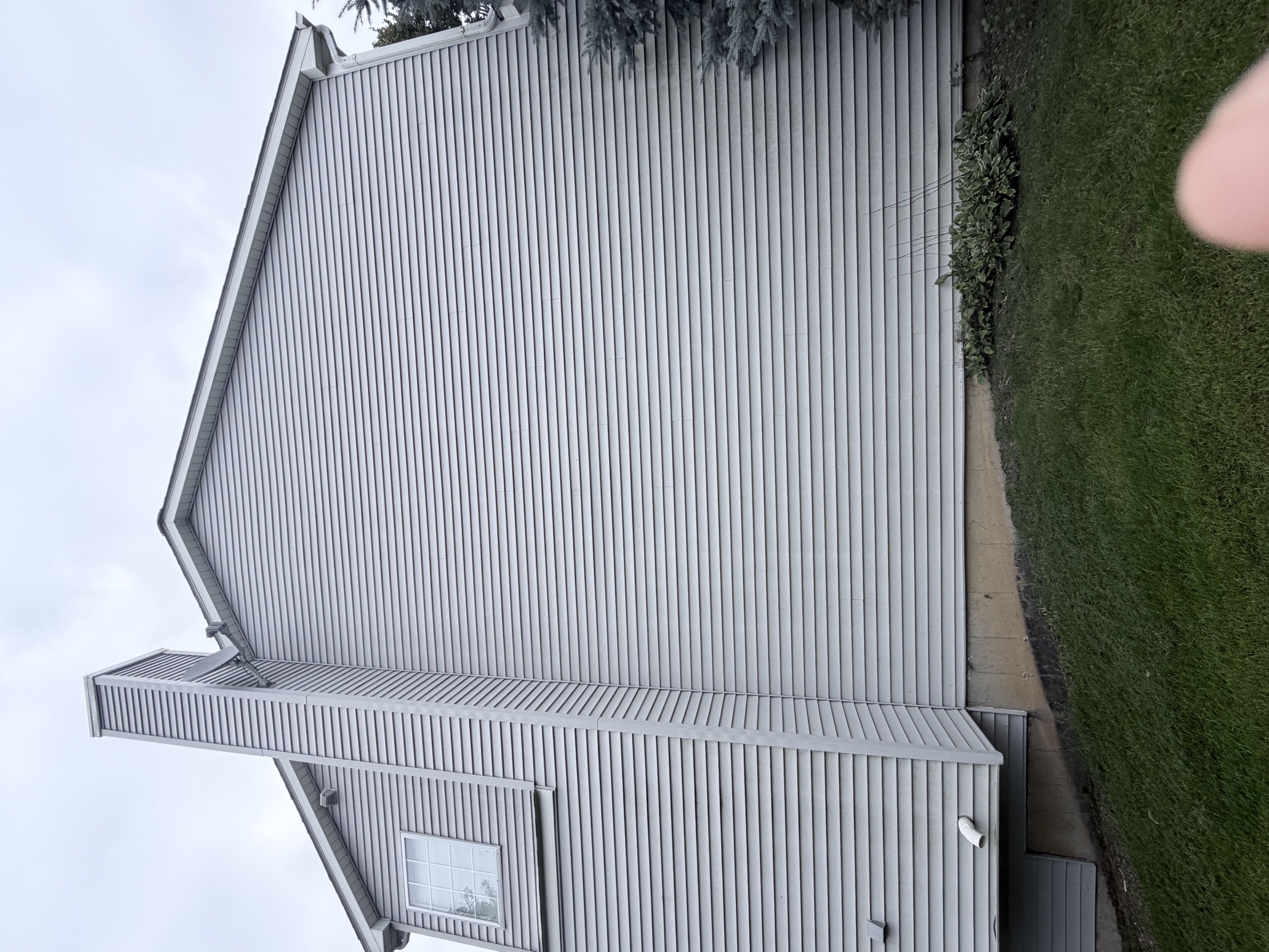 Before House Washing project in Lindenhurst, IL