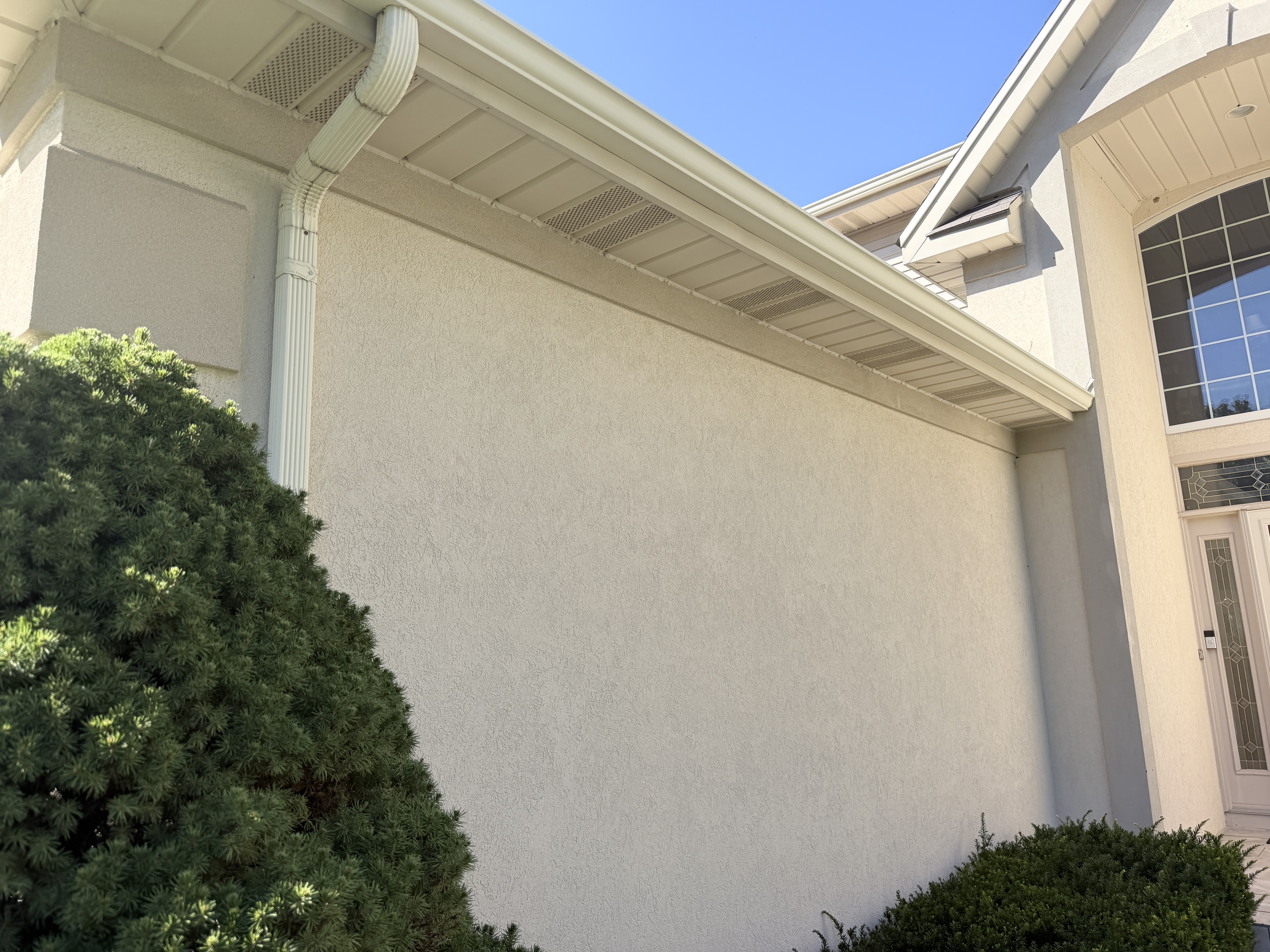 After house washing in Pleasant Prairie, WI by Code 3 Cleaning — pair 2 of 11, project #1865