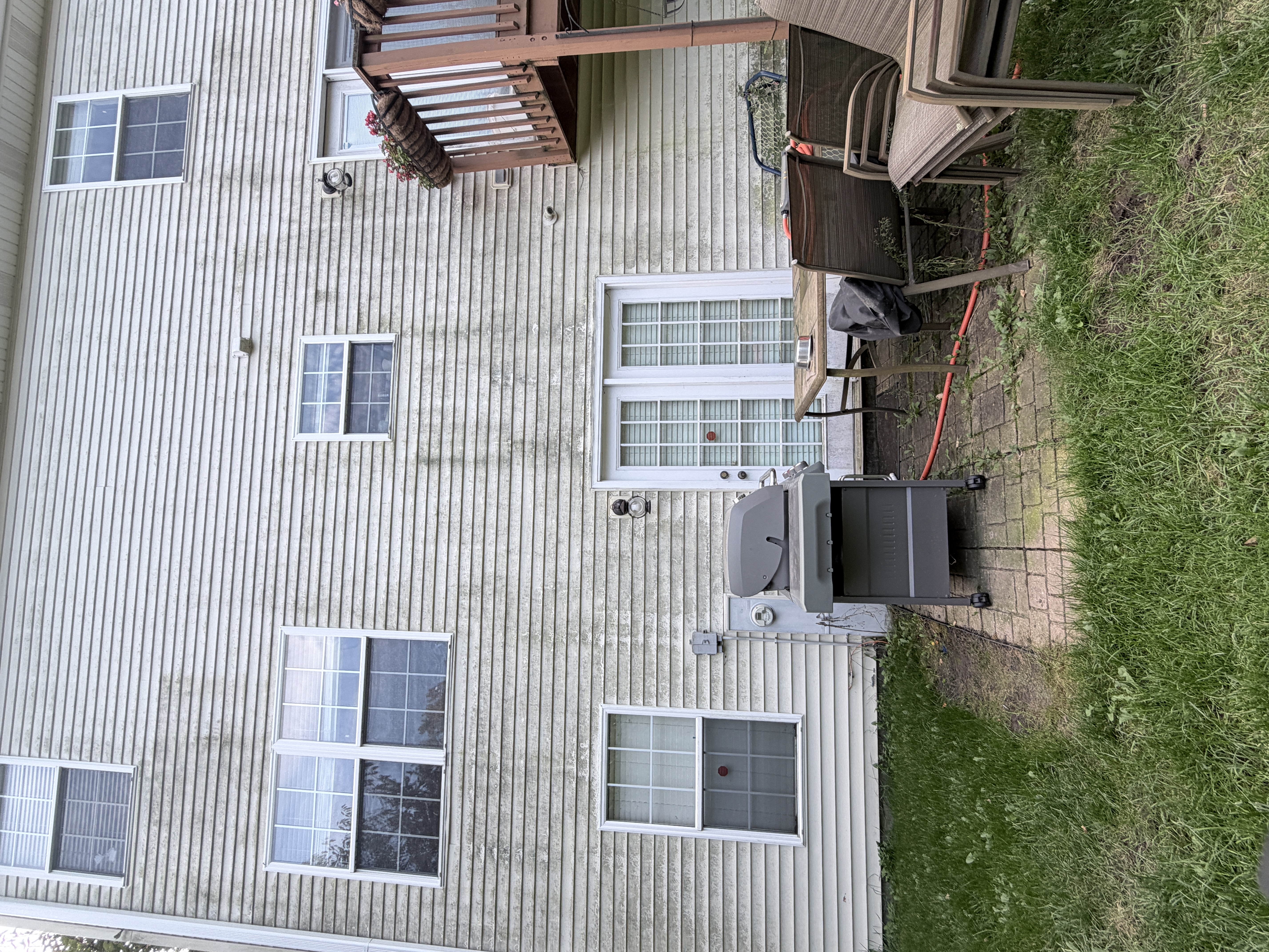 Before House Washing project in Lindenhurst, IL